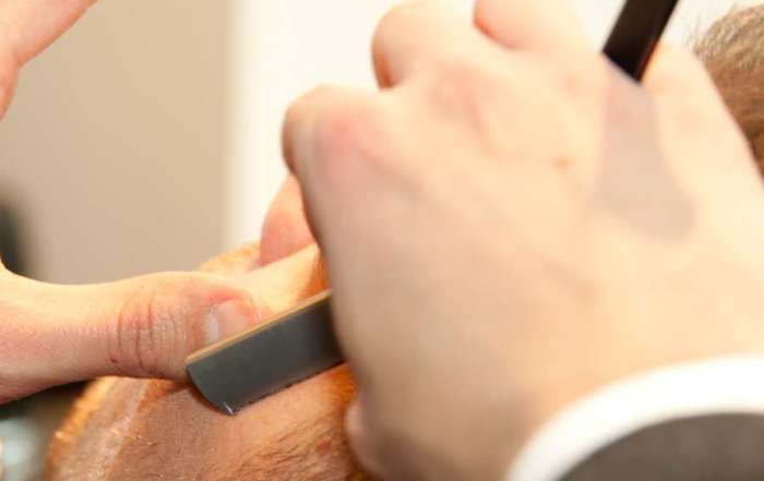 professionelle Nassasur bei Björn Franke Haardesign